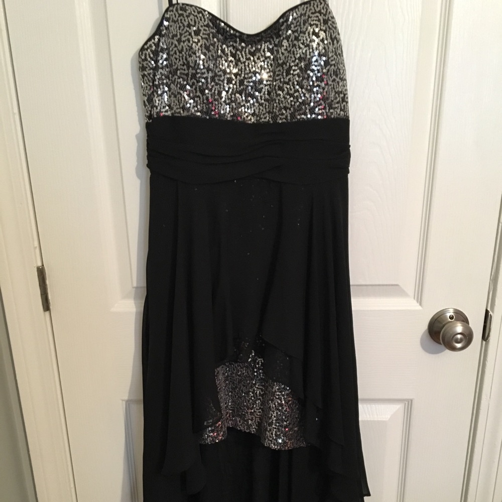 High-low Hailey Logan Prom Dress - Size 11/12